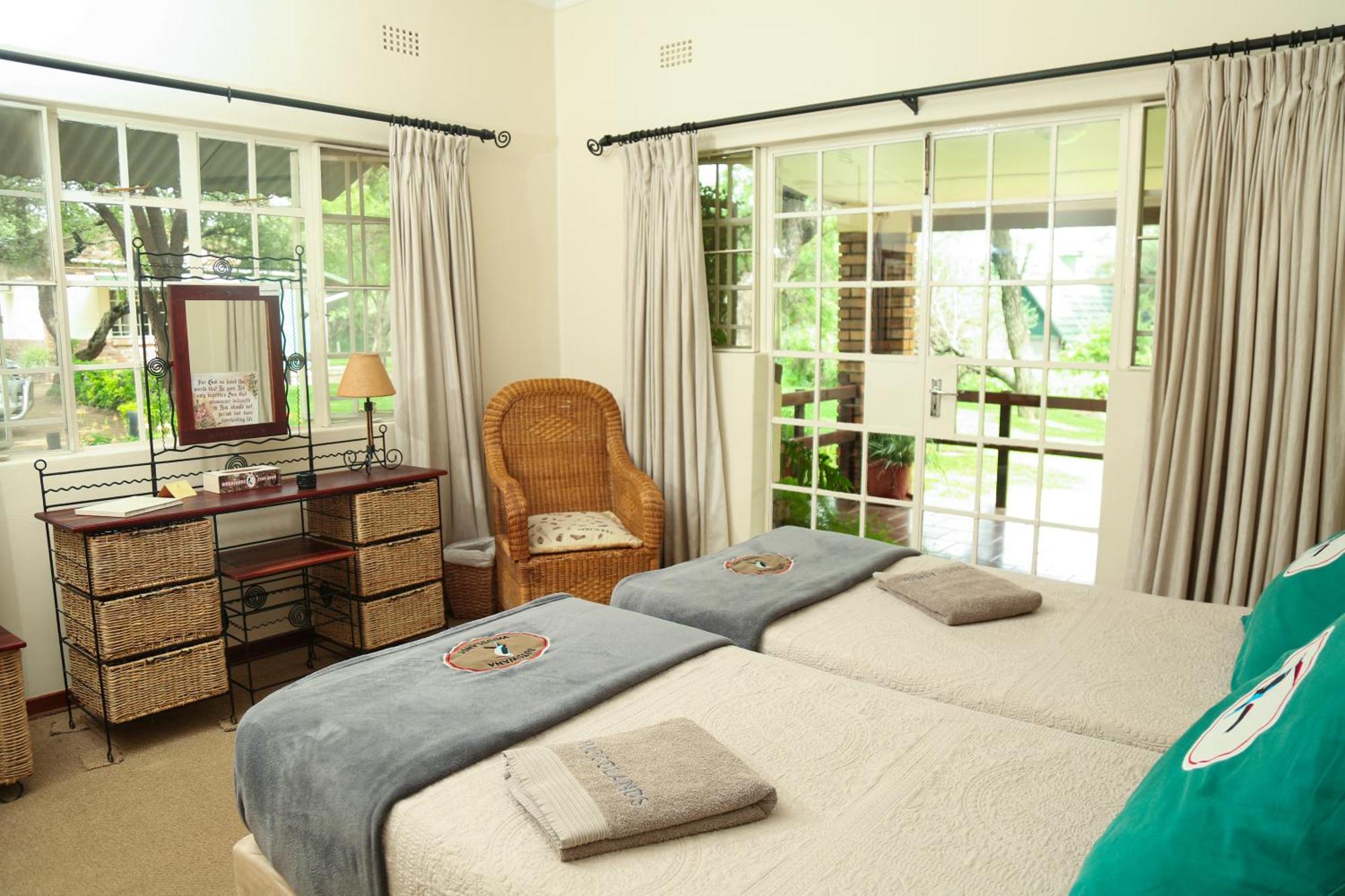 Woodlands Stop Over And Lodge Francistown Extérieur photo